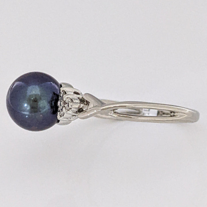 14K WHITE BLACK PEARL ROUND 8MM WITH .10 DIAMOND TOTAL WEIGHT (8) ESTATE RING 3.0 GRAMS