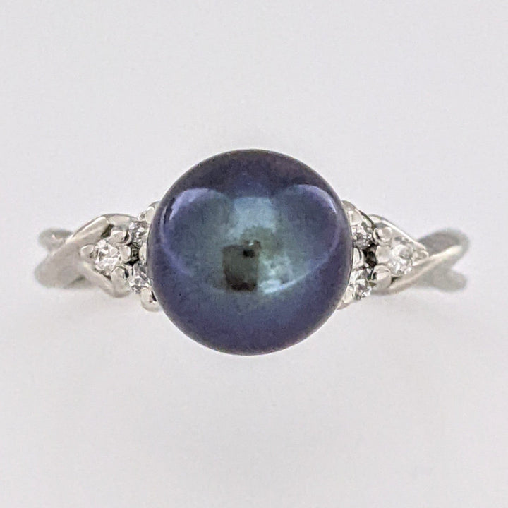 14K WHITE BLACK PEARL ROUND 8MM WITH .10 DIAMOND TOTAL WEIGHT (8) ESTATE RING 3.0 GRAMS