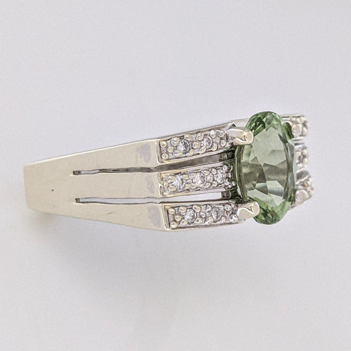 14K WHITE GREEN TOURMALINE OVAL 8X10 WITH .28 DIAMOND TTOAL WEIGHT ESTATE RING 9.2 GRAMS
