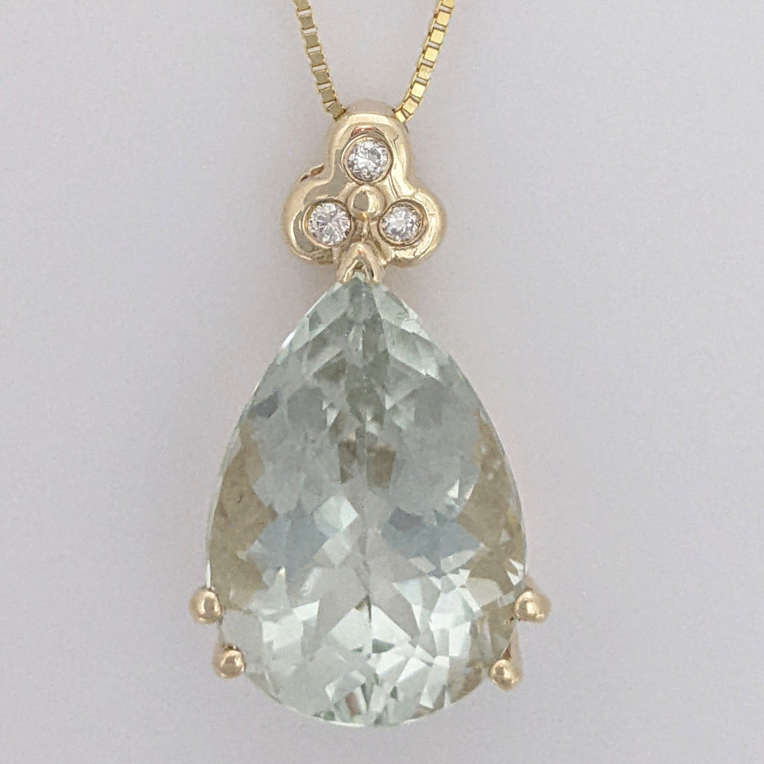 14K GREEN QUARTZ PEAR 13X18 WITH (3) MELEE ESTATE PENDANT & CHAIN 6.6 GRAMS
