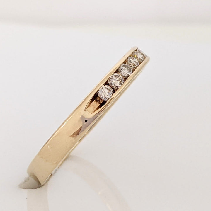 14K .24 CARAT TOTAL WEIGHT SI2 K DIAMOND ROUND (8) CHANNEL SET ESTATE BAND 2.4 GRAMS