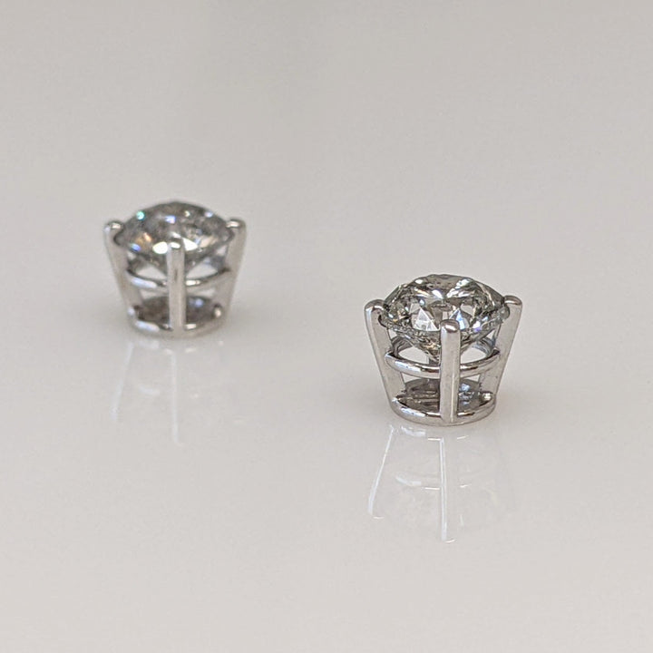 14K WHITE .68 CARAT TOTAL WEIGHT I1 G DIAMOND ROUND (2) ESTATE STUD EARRINGS 0.8 GRAMS