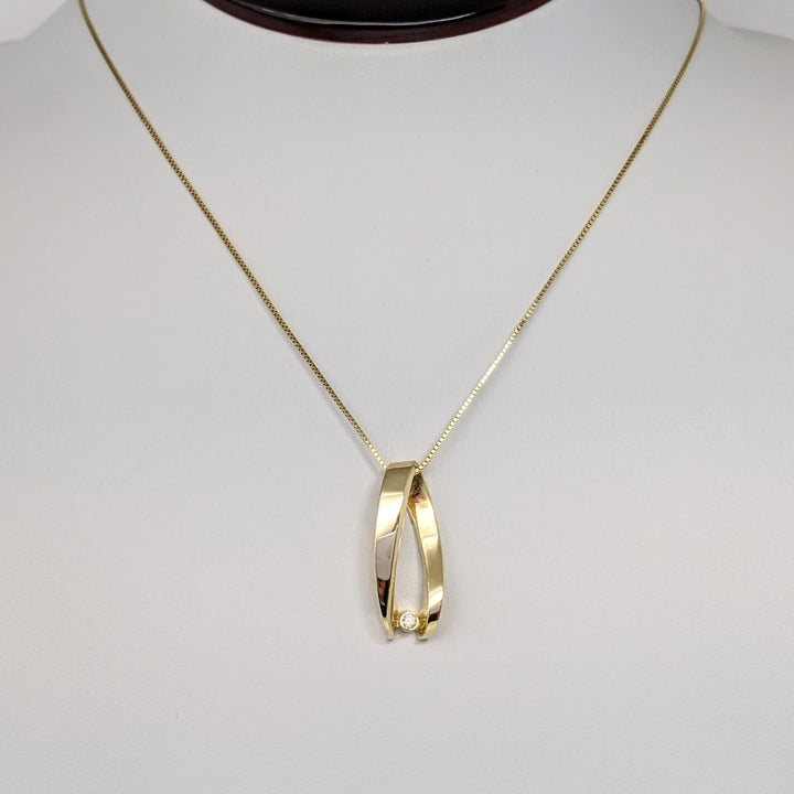 14K .06 CARAT TOTAL I1 H DIAMOND ROUND FREE FORM ESTATE PENDANT & CHAIN 6.9 GRAMS