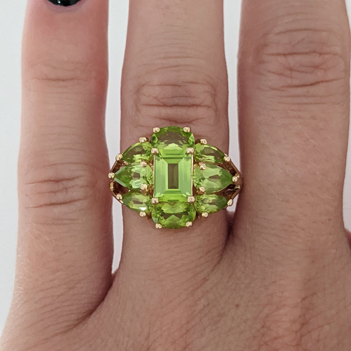 14K PERIDOT EMERALD CUT 5X7 (1) OVAL (2) PEAR (6) ESTATE RING 4.5 GRAMS