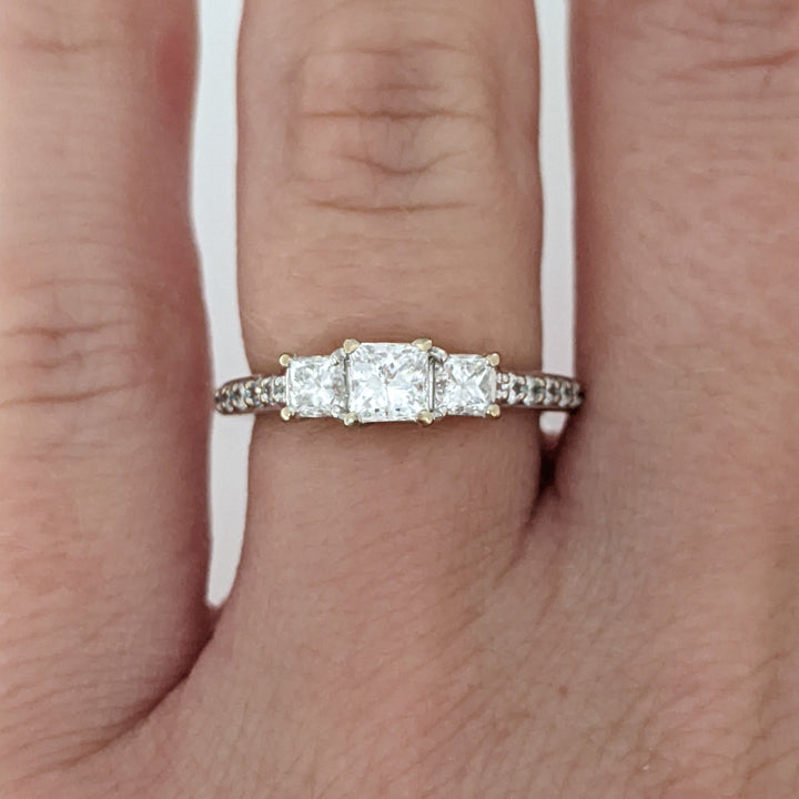 14K WHITE .73 CARAT TOTAL WEIGHT SI2 H DIAMOND PRINCESS CUT (3) WITH (12) ROUND ESTATE RING 2.4 GRAMS