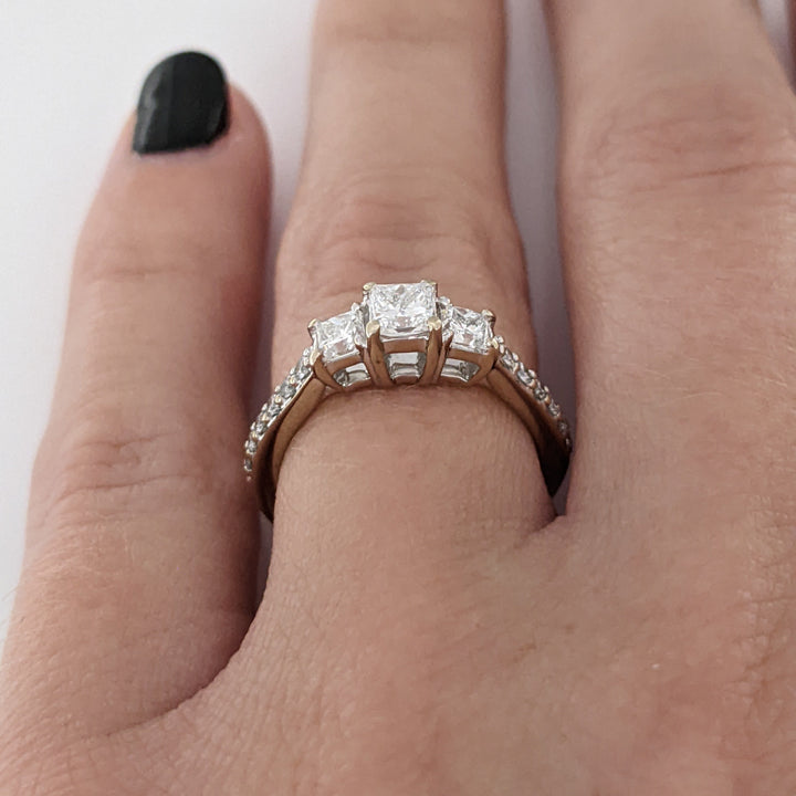 14K WHITE .73 CARAT TOTAL WEIGHT SI2 H DIAMOND PRINCESS CUT (3) WITH (12) ROUND ESTATE RING 2.4 GRAMS