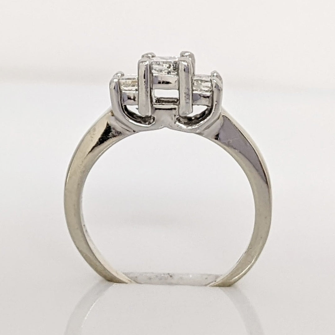 14K WHITE/PLATINUM .47 CARAT TOTAL WEIGHT I1 G DIAMOND PRINCESS CUT (3) TRINITY ESTATE RING 3.3 GRAMS