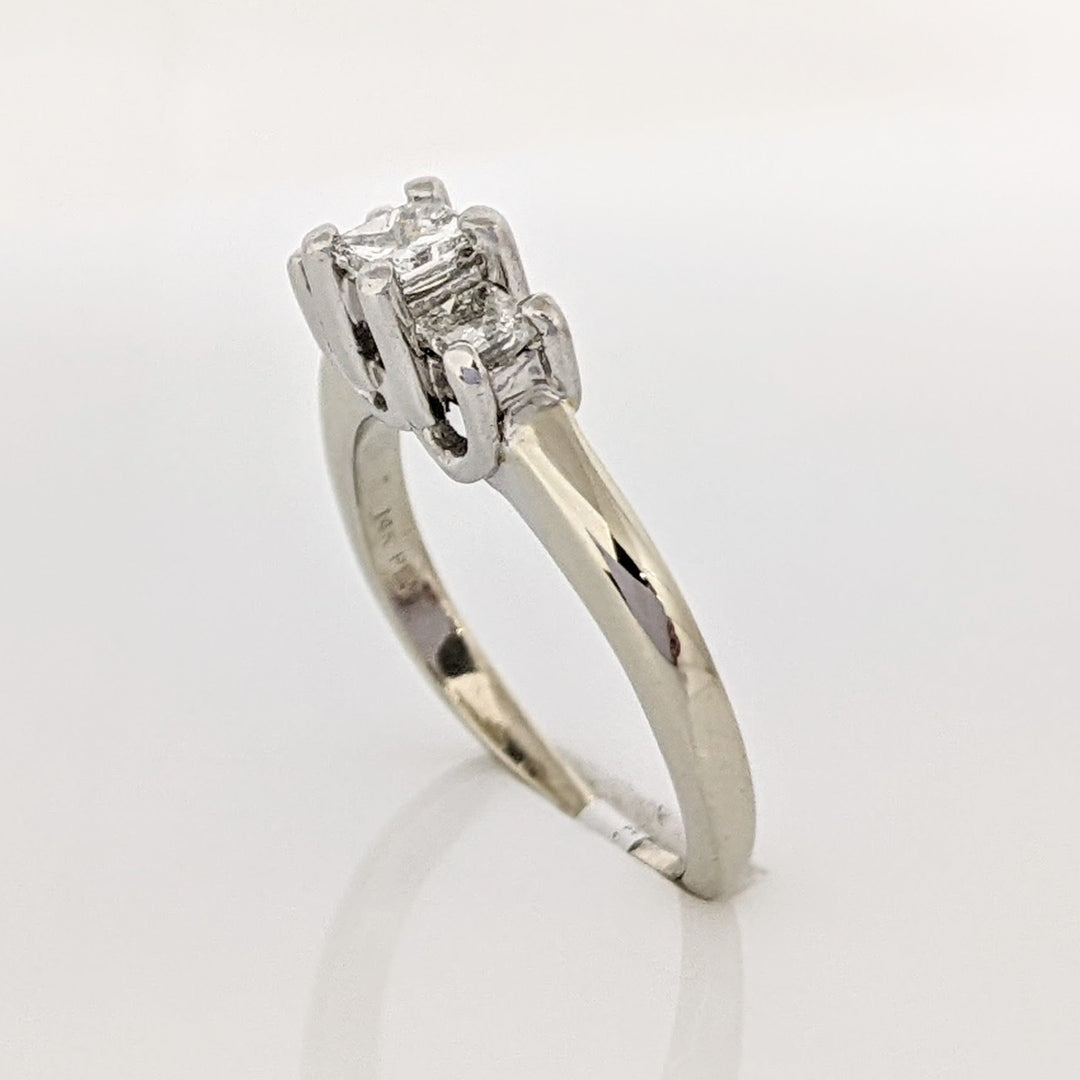 14K WHITE/PLATINUM .47 CARAT TOTAL WEIGHT I1 G DIAMOND PRINCESS CUT (3) TRINITY ESTATE RING 3.3 GRAMS