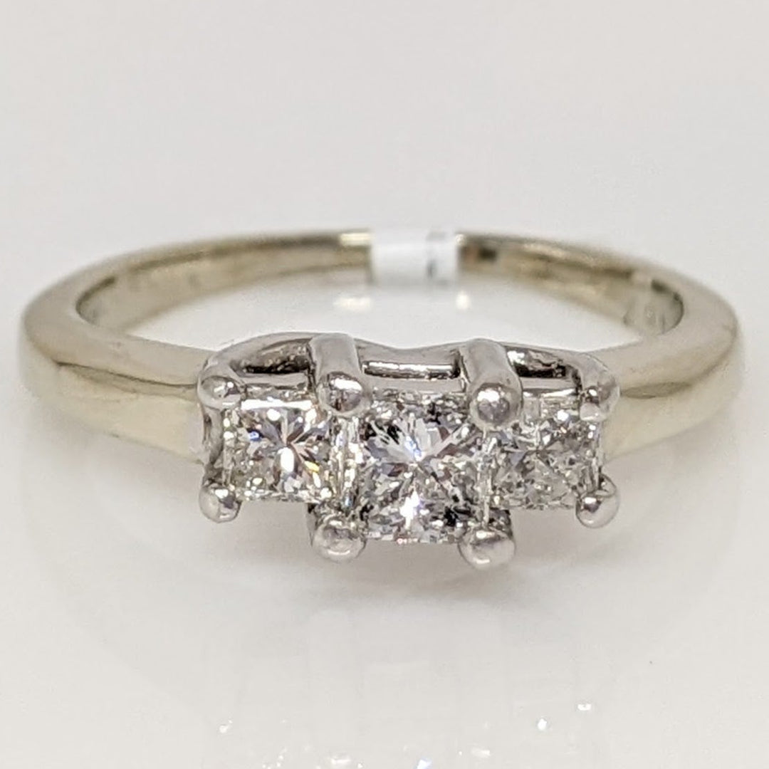 14K WHITE/PLATINUM .47 CARAT TOTAL WEIGHT I1 G DIAMOND PRINCESS CUT (3) TRINITY ESTATE RING 3.3 GRAMS