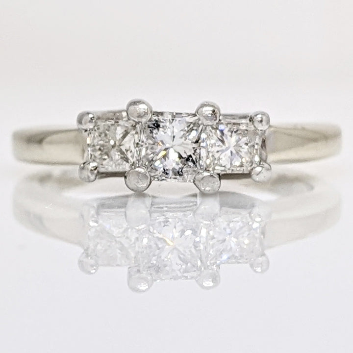 14K WHITE/PLATINUM .47 CARAT TOTAL WEIGHT I1 G DIAMOND PRINCESS CUT (3) TRINITY ESTATE RING 3.3 GRAMS