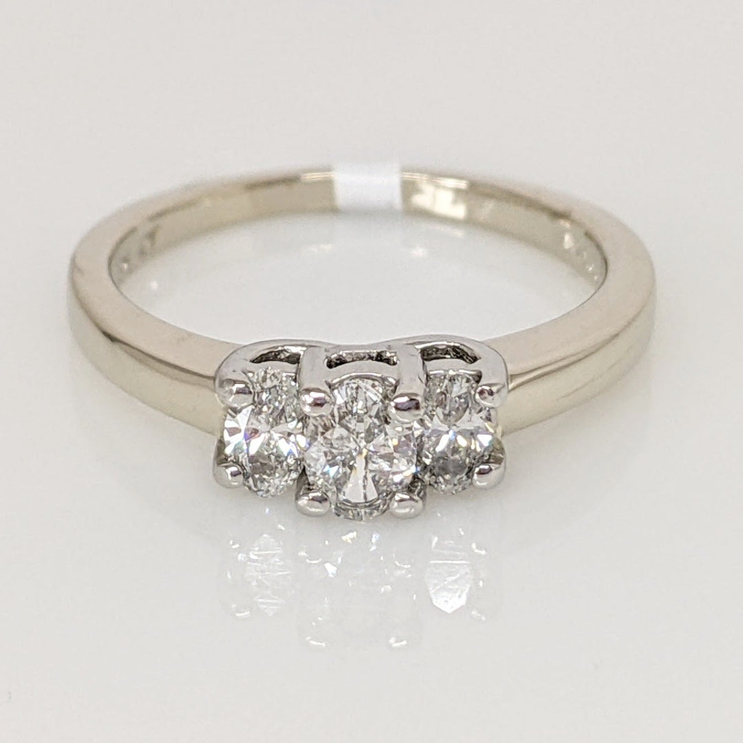 14K WHITE/PLATINUM .61 CARAT TOTAL WEIGHT SI2 G DIAMOND OVAL (3) TRINITY ESTATE RING 3.4 GRAMS