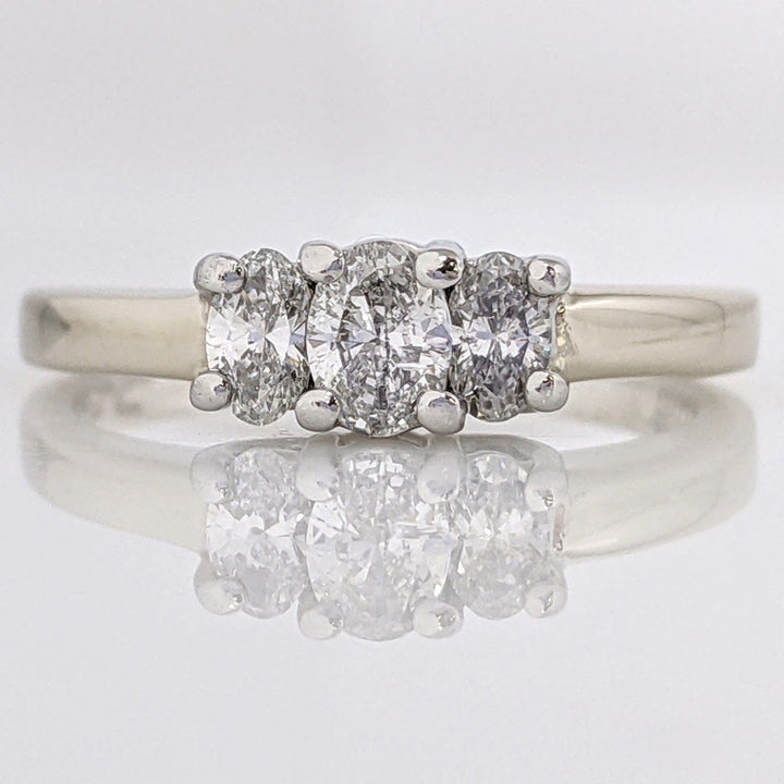 14K WHITE/PLATINUM .61 CARAT TOTAL WEIGHT SI2 G DIAMOND OVAL (3) TRINITY ESTATE RING 3.4 GRAMS