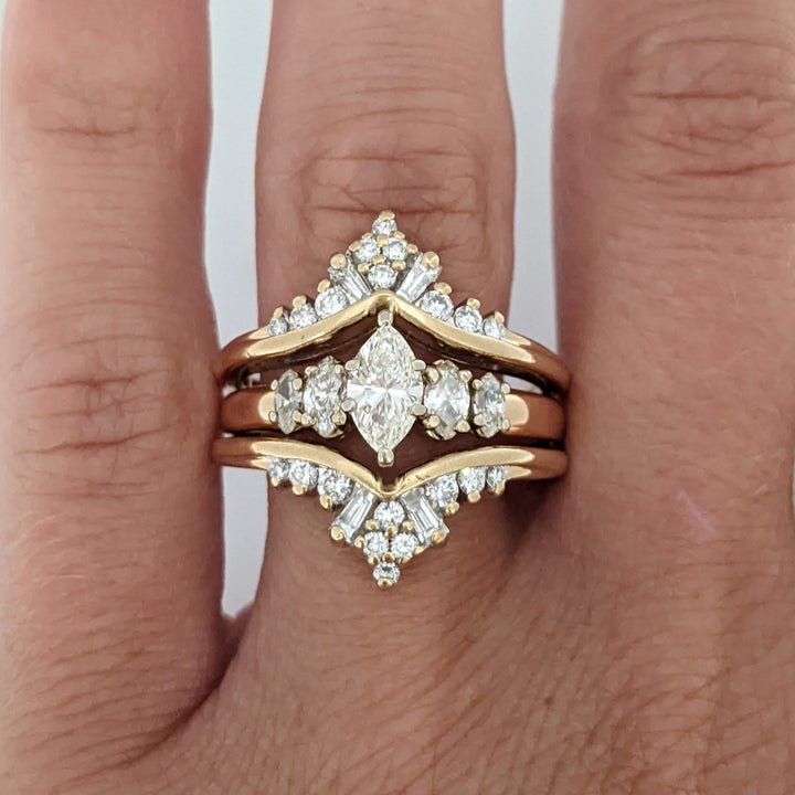 14K 1.48 CARAT TOTAL WEIGHT VS2 K DIAMOND MARQUISE (5) ROUND (20) BAGUETTE (4) ESTATE RING 8.7 GRAMS