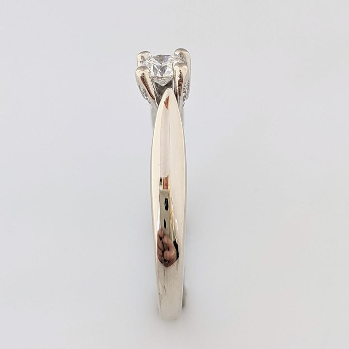 14K WHITE .23 CARAT TOTAL I1 H DIAMOND ROUND WITH MELEE IN GALLERY ESTATE RING 2.5 GRAMS