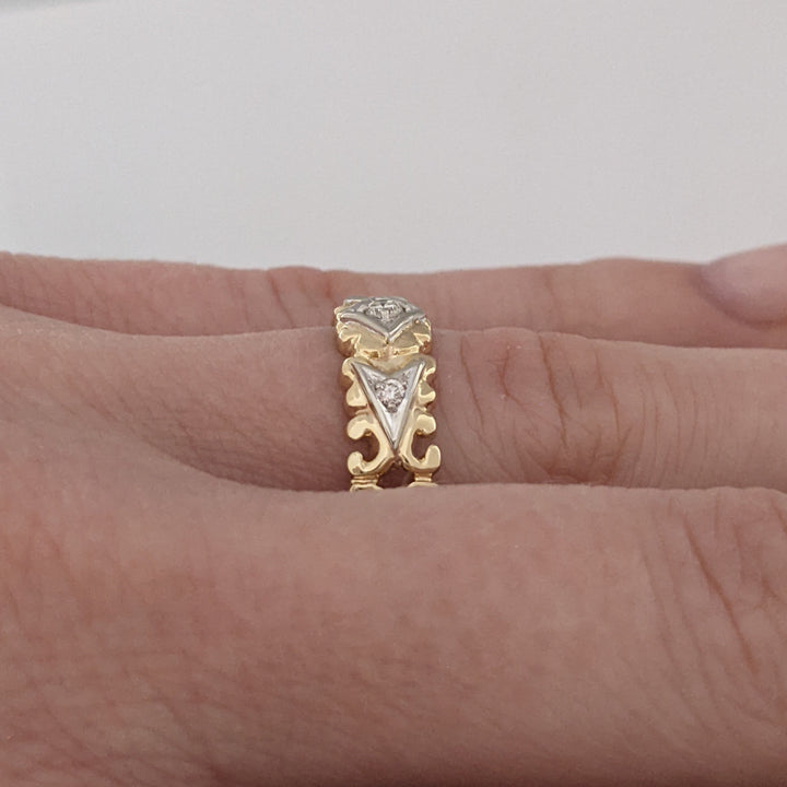 14K DIAMOND ROUND (3) OPEN "C" LINK DESIGN ESTATE BAND 4.3 GRAMS