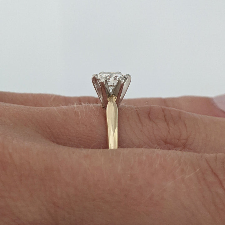 14K .71 CARAT TOTAL SI2 H DIAMOND ROUND 6-PRONG SOLITAIRE ESTATE RING 2.8 GRAMS