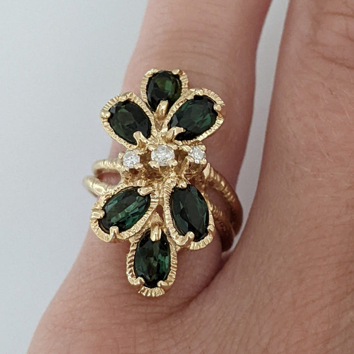 14K GREEN TOURMALINE OVAL (6) 3X5 WITH (3) MELEE ESTATE CLUSTER RING 4.5 GRAMS