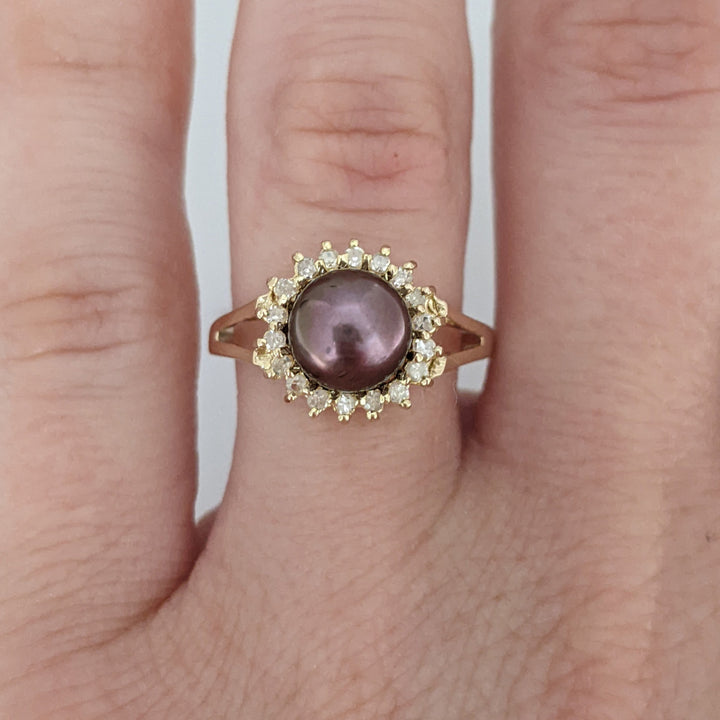 14K DYED PEARL ROUND 7MM WITH (18) MELEE ESTATE RING 2.1 GRAMS