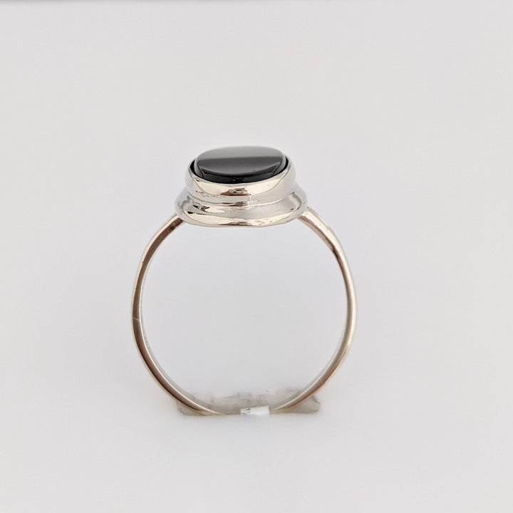 14K WHITE ONYX OVAL 7X18 WITH GOLD TRIM ESTATE RING 2.9 GRAMS