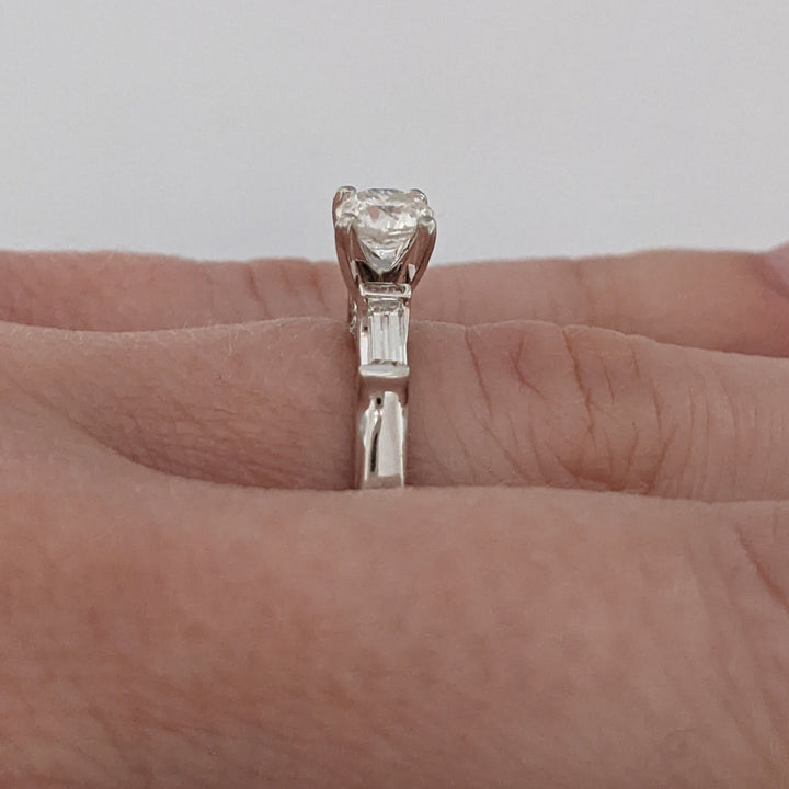 14K WHITE .63 CARAT TOTAL WEIGHT SI2 G DIAMOND ROUND (7) BAGUETTE (2) ESTATE RING 3.3 GRAMS