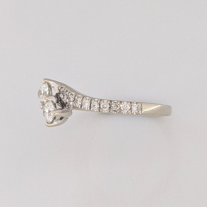 14K WHITE .97 CARAT TOTAL WEIGHT I1 I DIAMOND ROUND (20) BYPASS "EVER US" ESTATE RING 3.5 GRAMS