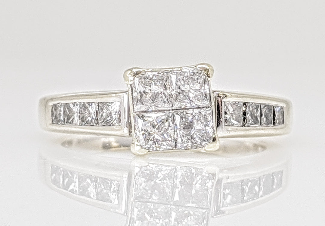 14K WHITE 1.00 CARAT TOTAL WEIGHT SI2 G DIAMOND PRINCESS CUT (12) ESTATE RING 3.9 GRAMS