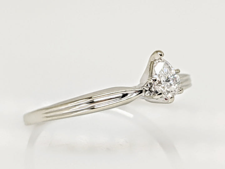 14K WHITE .20 CARAT TOTAL SI2 G DIAMOND PEAR SOLITAIRE ESTATE RING 1.7 GRAMS