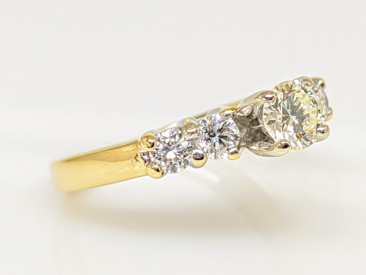 14K .68 CARAT TOTAL WEIGHT VS1 I DIAMOND ROUND (5) ESTATE RING 3.8 GRAMS