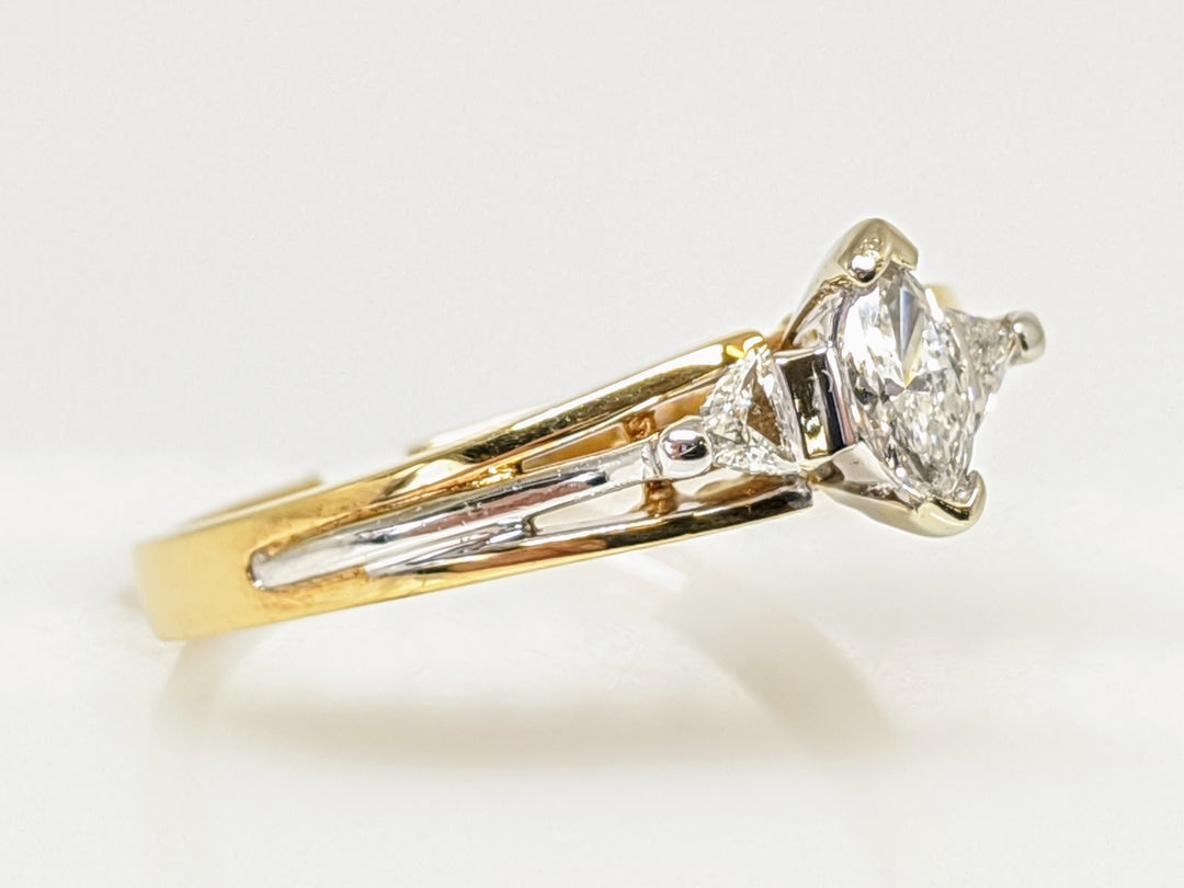 14K .30 CARAT TOTAL WEIGHT MARQUISE DIAMOND WITH (2) TRILLION CUT ESTATE RING 2.8 GRAMS