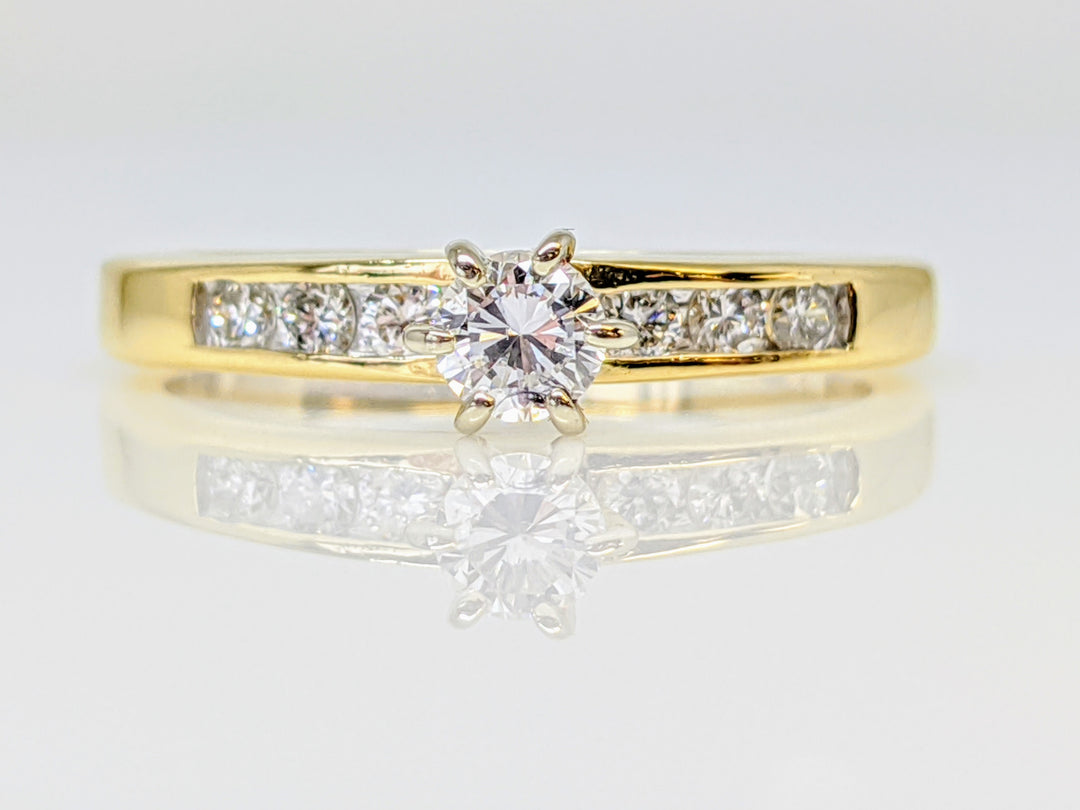 14K .41 CARAT TOTAL WEIGHT SI1 F DIAMOND ROUND (7) ESTATE RING 3.3 GRAMS