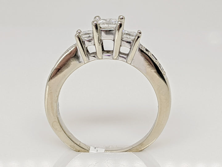 14K WHITE .50 CARAT TOTAL WEIGHT I1 G DIAMOND PRINCESS CUT (3) ROUND (6) TRINITY ESTATE RING 3.7 GRAMS