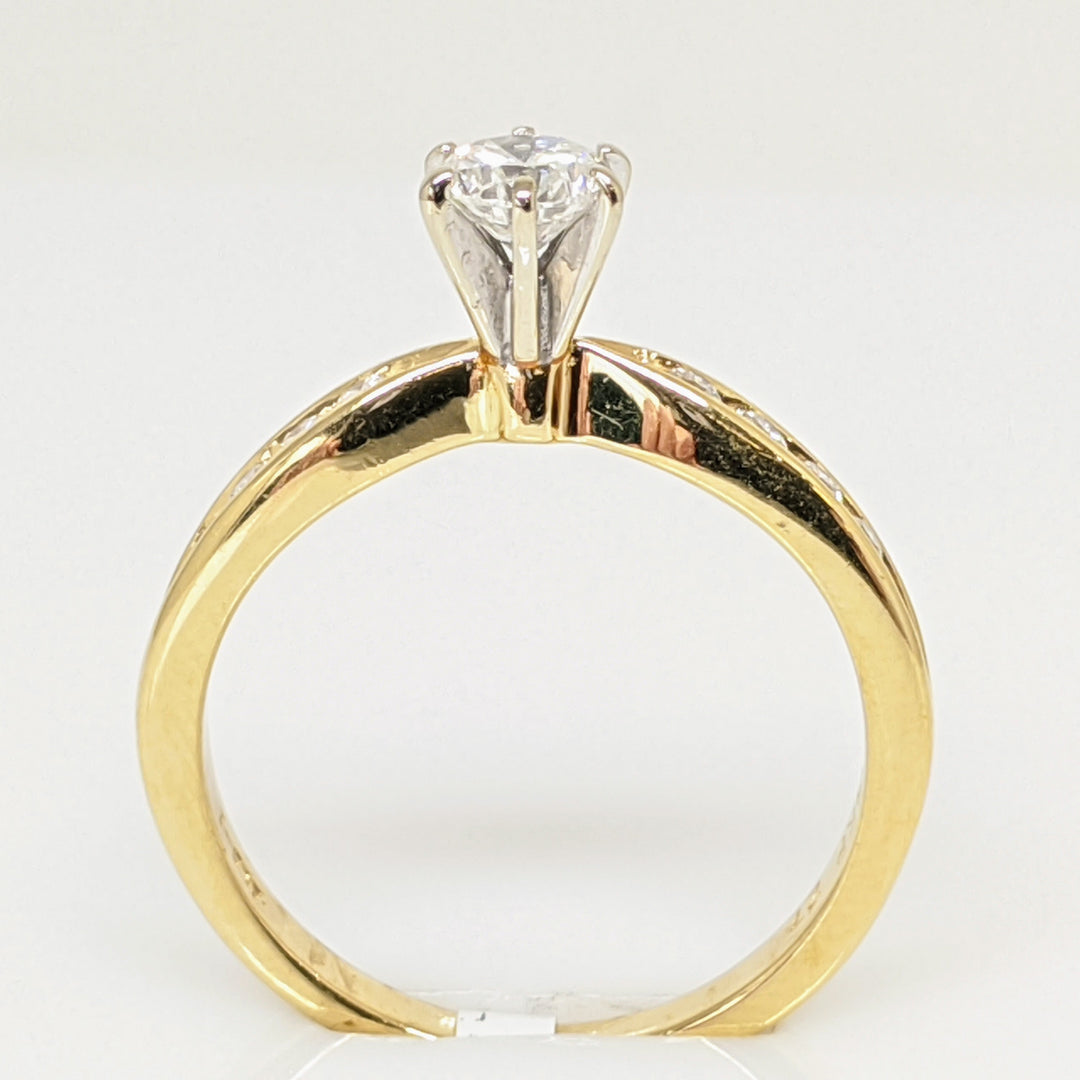 14K .33 CARAT TOTAL WEIGHT DIAMOND ROUND (9) ESTATE RING 2.2 GRAMS