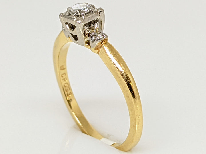 14K .11 CARAT TOTAL WEIGHT SI1 F DIAMOND ROUND (3) BOX TOP ESTATE RING 2.0 GRAMS