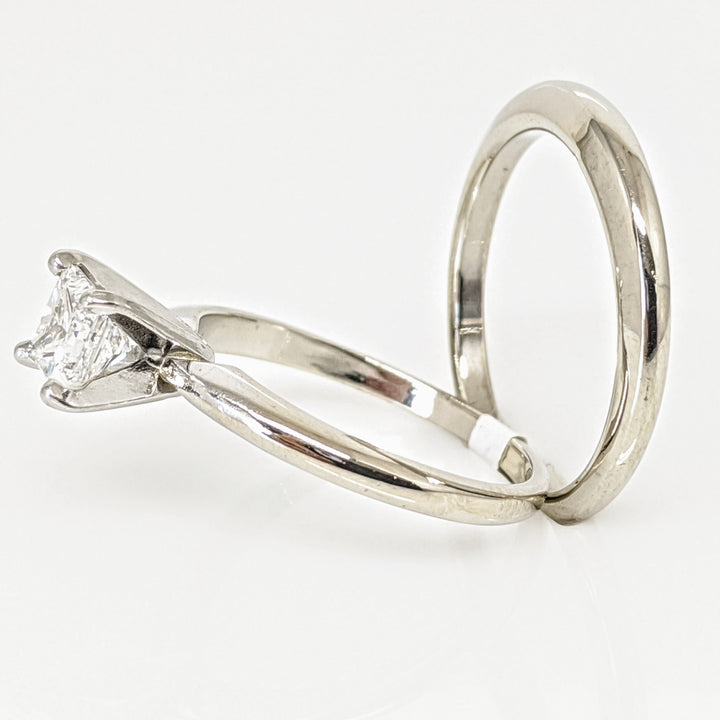 14K WHITE .51 CARAT TOTAL SI2 D DIAMOND PRINCESS CUT SOLITAIRE ESTATE RING WITH BAND