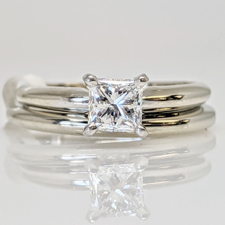 14K WHITE .51 CARAT TOTAL SI2 D DIAMOND PRINCESS CUT SOLITAIRE ESTATE RING WITH BAND