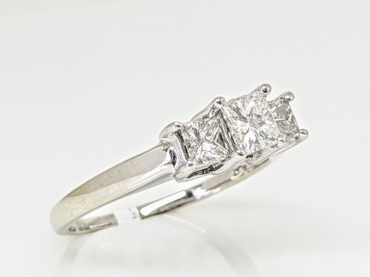 14K WHITE 1.04 CARAT TOTAL WEIGHT I1 H-I DIAMOND PRINCESS CUT (3) TRINITY ESTATE RING 4.8 GRAMS