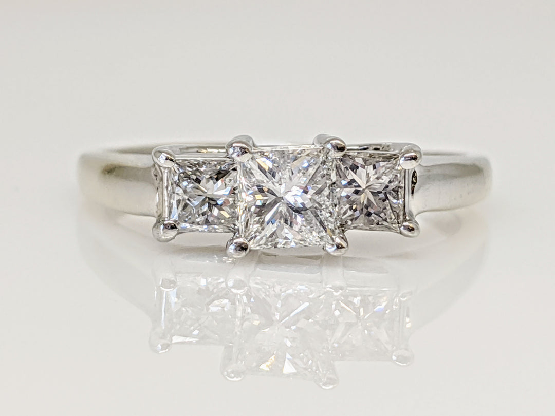 14K WHITE 1.04 CARAT TOTAL WEIGHT I1 H-I DIAMOND PRINCESS CUT (3) TRINITY ESTATE RING 4.8 GRAMS