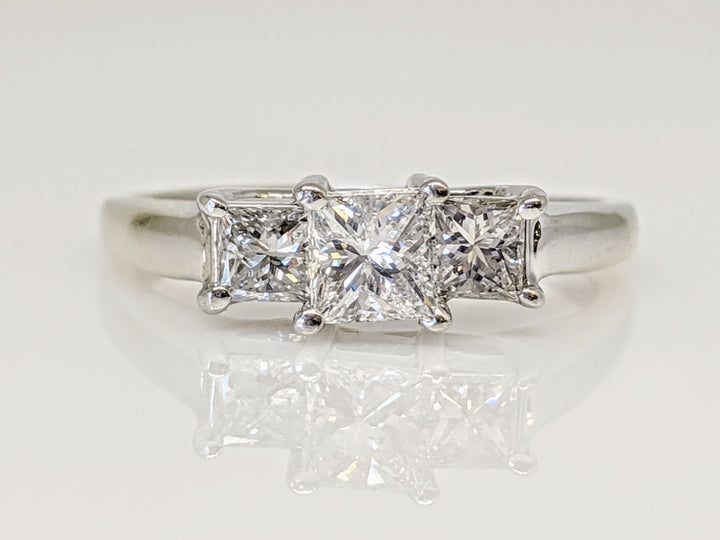 14K WHITE 1.04 CARAT TOTAL WEIGHT I1 H-I DIAMOND PRINCESS CUT (3) TRINITY ESTATE RING 4.8 GRAMS