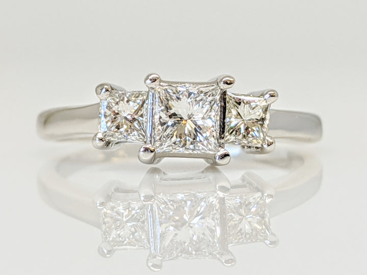 18K WHITE .82 CARAT TOTAL WEIGHT SI2 H DIAMOND PRINCESS CUT (3) ESTATE TRINITY RING 3.1 GRAMS