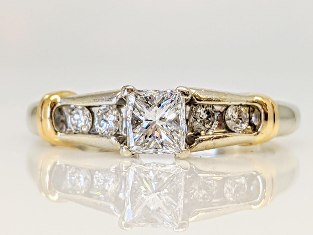 14K TWO-TONE .66 CARAT TOTAL WEIGHT SI1 I DIAMOND PRINCESS CUT WITH (4) ROUND ESTATE RING 3.6 GRAMS