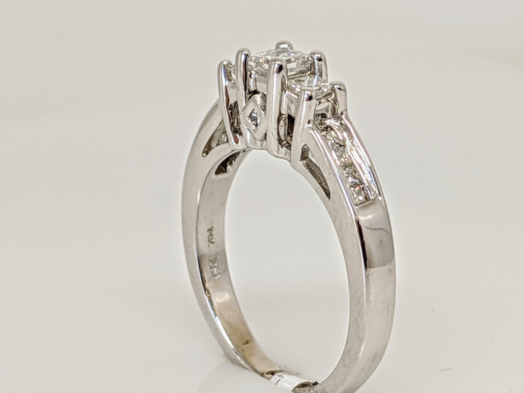 14K WHITE .75 CARAT TOTAL WEIGHT I1 G DIAMOND PRINCESS CUT (13) TRINITY ESTATE RING 3.3 GRAMS