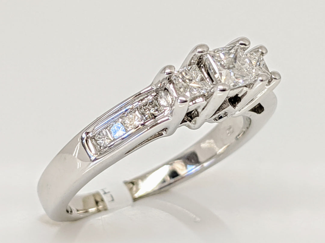 14K WHITE .75 CARAT TOTAL WEIGHT I1 G DIAMOND PRINCESS CUT (13) TRINITY ESTATE RING 3.3 GRAMS