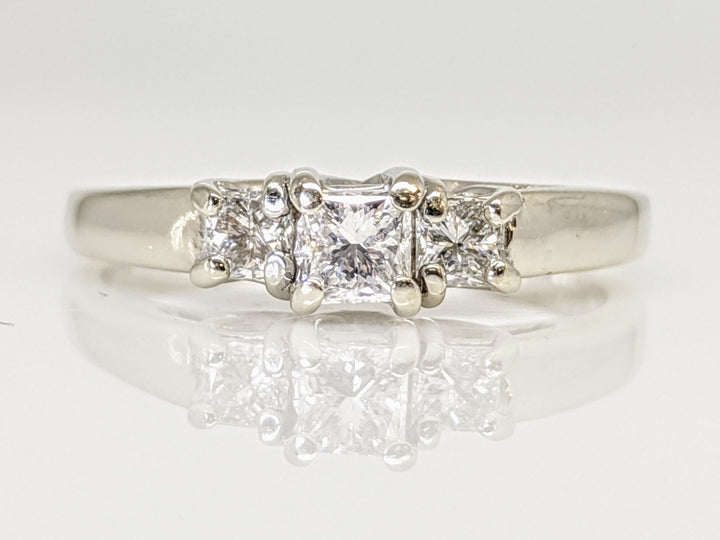 14K WHITE .44 CARAT TOTAL WEIGHT SI2 G DIAMOND ROUND (3) TRINITY ESTATE RING 2.7 GRAMS