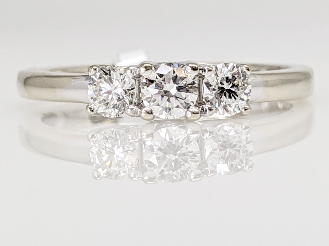 18K WHITE .48 CARAT TOTAL WEIGHT SI2 G DIAMOND ROUND (3) FOREVER MARK TRINITY ESTATE 3.3 GRAMS