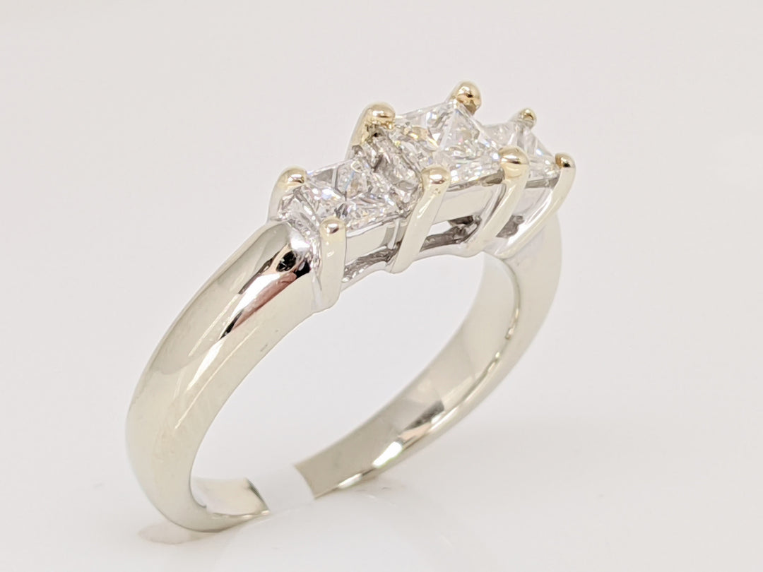 14K WHITE .58 CARAT TOTAL WEIGHT VS2-I1 H-I DIAMOND PRINCESS CUT (3) TRINITY ESTATE RING 4.1 GRAMS