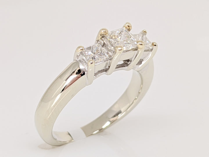 14K WHITE .58 CARAT TOTAL WEIGHT VS2-I1 H-I DIAMOND PRINCESS CUT (3) TRINITY ESTATE RING 4.1 GRAMS