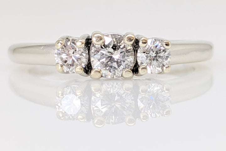 14K WHITE .47 CARAT TOTAL WEIGHT I1 I DIAMOND ROUND (3) TRINITY ESTATE RING 3.3 GRAMS