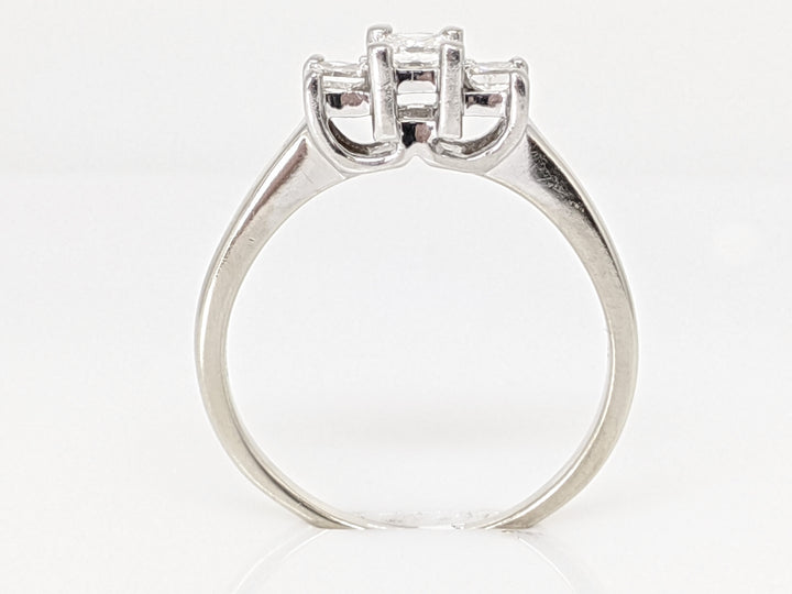 14K WHITE/PLATINUM .44 CARAT TOTAL WEIGHT I1 I DIAMOND PRINCESS CUT (3) TRINITY ESTATE RING 3.8 GRAMS