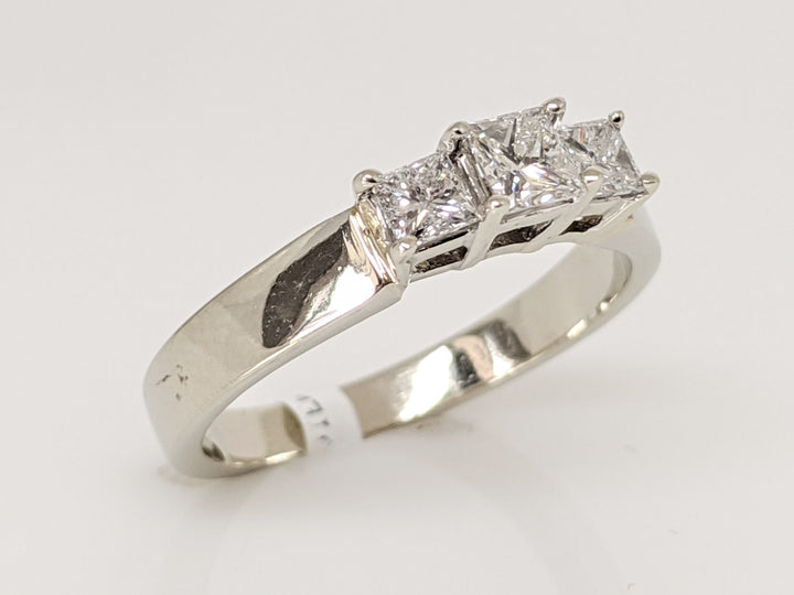 14K WHITE .38 CARAT TOTAL WEIGHT I1 H-I DIAMOND PRINCESS CUT (3) TRINITY ESTATE RING 2.8 GRAMS