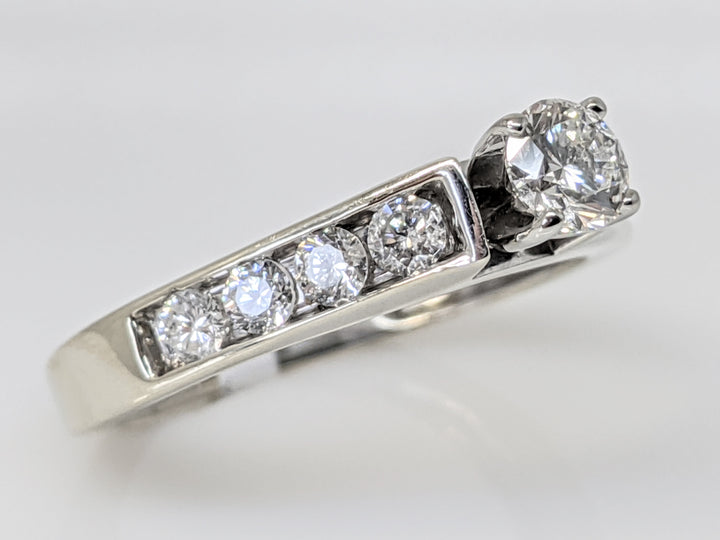 14K WHITE .64 CARAT TOTAL WEIGHT I1 H DIAMOND ROUND (9) ESTATE RING 2.8 GRAMS